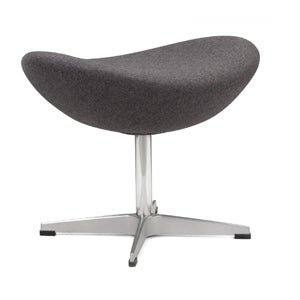 arne-jacobsen-egg-chair-ottoman-664637.jpg